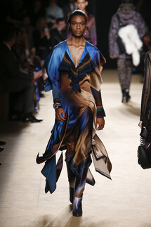 Roberto Cavalli Fall 2018 Ready-to-Wear , Roberto Cavalli осень зима 2018 , Fashion show , неделя моды в Милане , MFW , Mainstyles